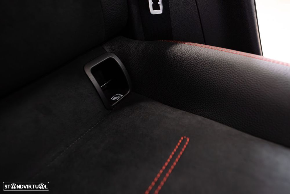 Mercedes-Benz EQA 250+ AMG Line - 43