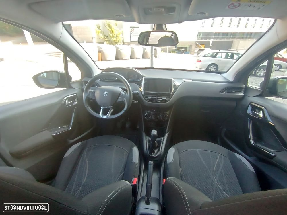 Peugeot 208 1.4 HDi Active - 12