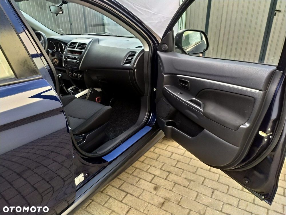 Mitsubishi ASX 1.6 Instyle AS&G - 23