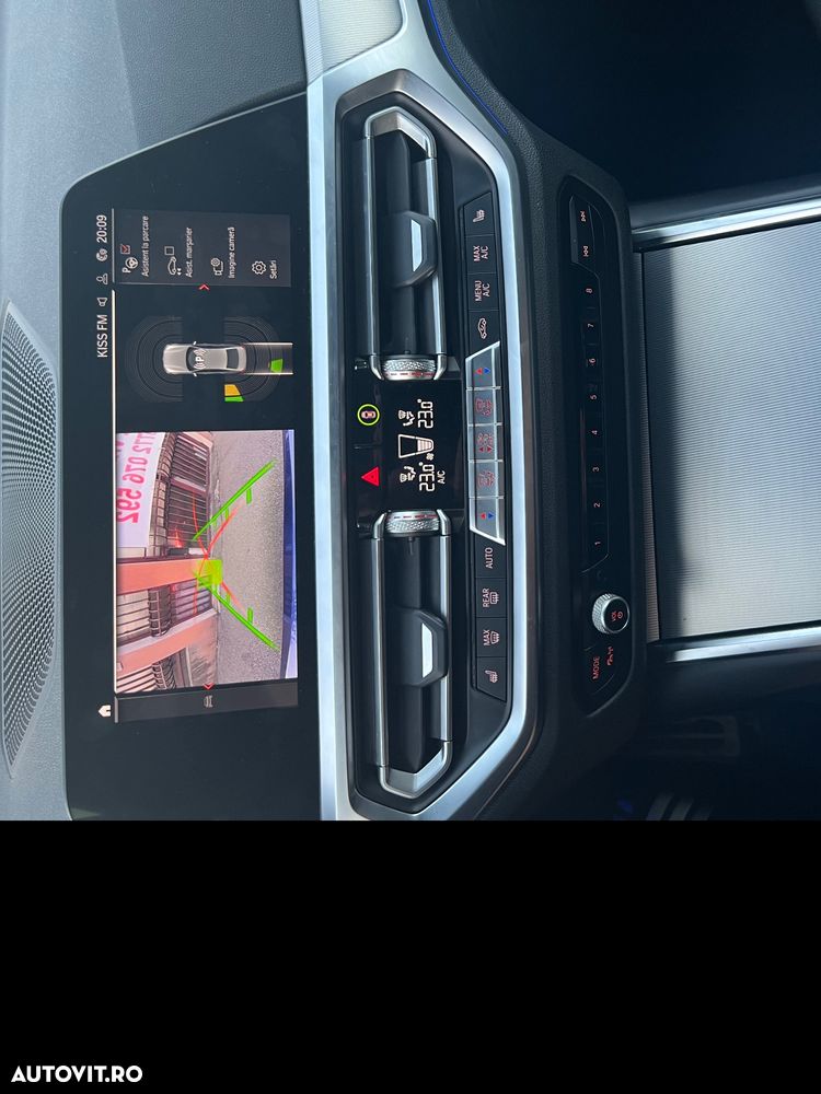 BMW Seria 3 320d xDrive AT MHEV - 18