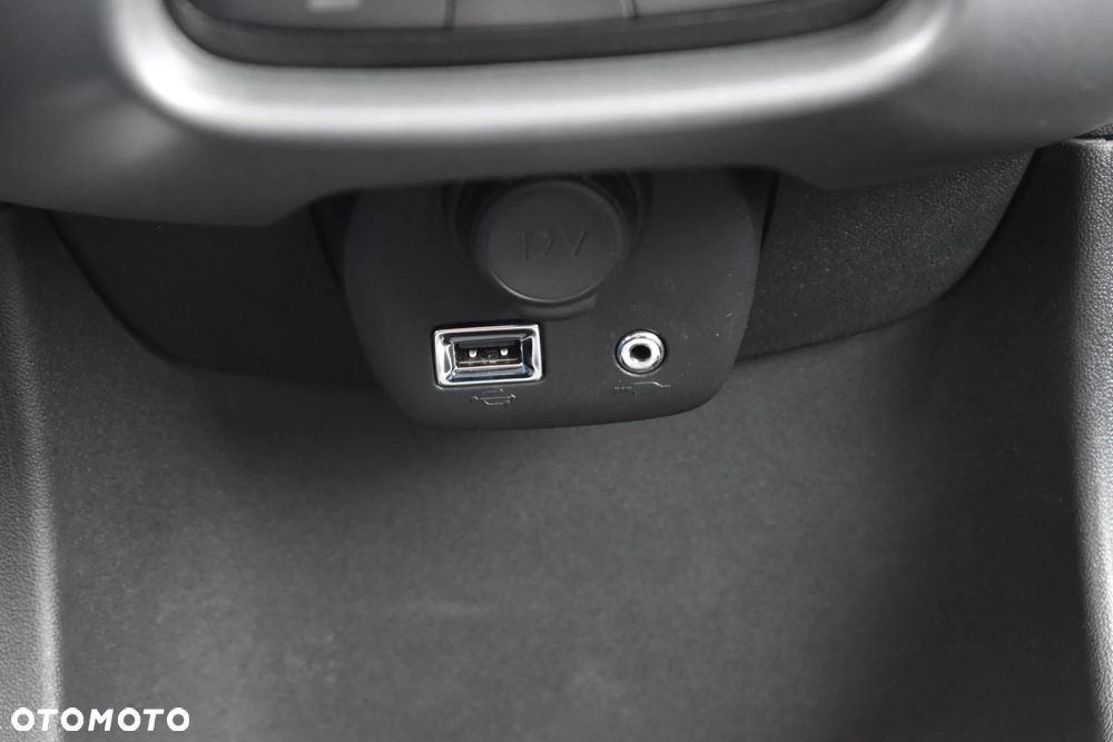 Toyota Aygo x.shift x-play connect - 35