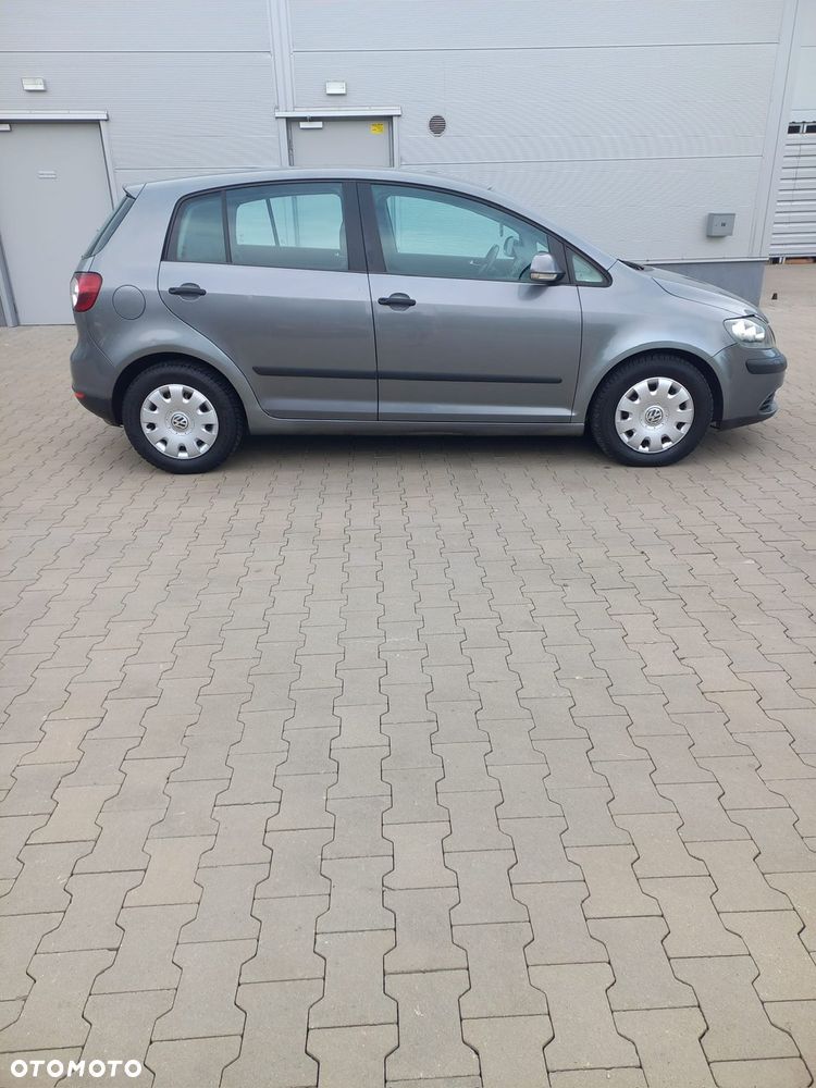 Volkswagen Golf Plus - 13