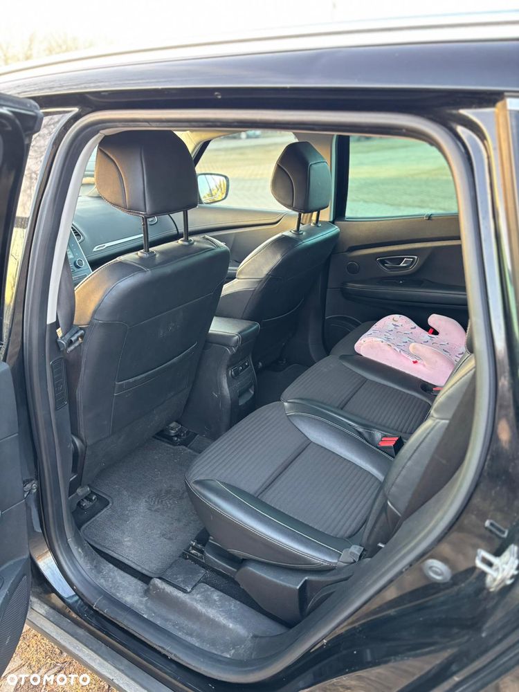 Renault Scenic 1.5 dCi Intens - 11