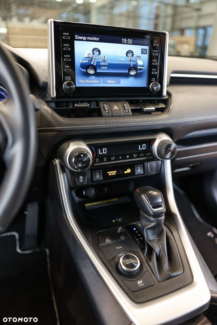 Toyota RAV4 - 13