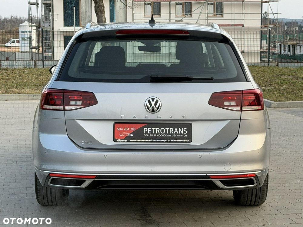 Volkswagen Passat - 9