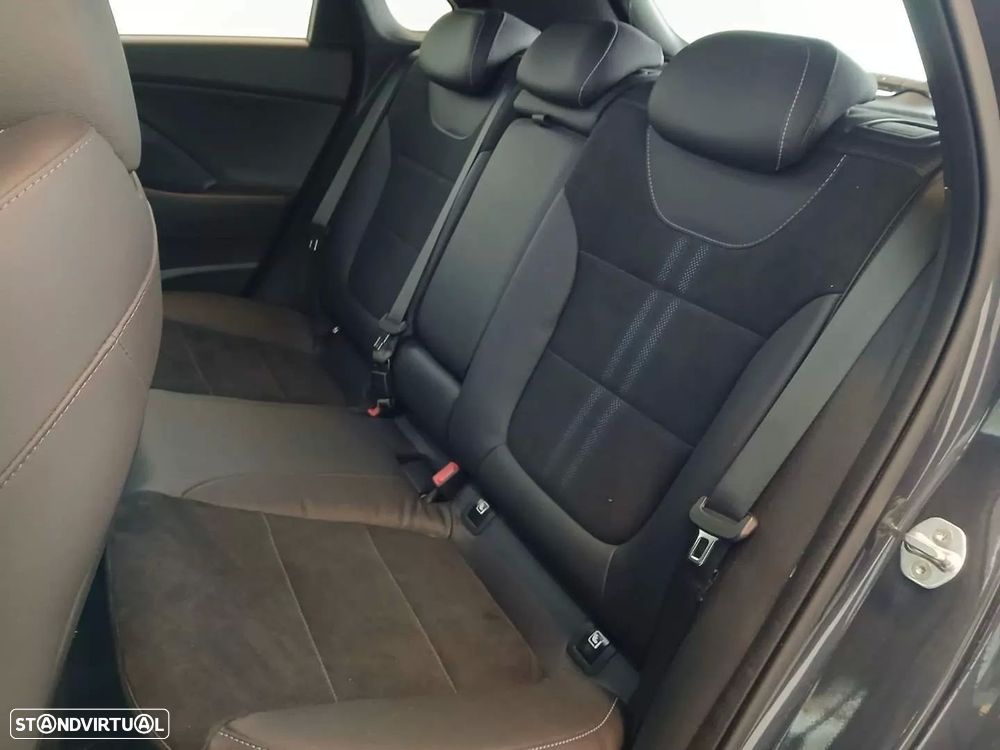 Hyundai i30 2.0 T-GDi Pack Performance 8DCT — fotografia 7