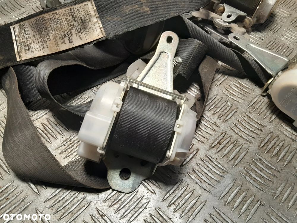 TOYOTA RAV4 KOMPLET PASÓW BEZPIECZEŃSTWA - 3