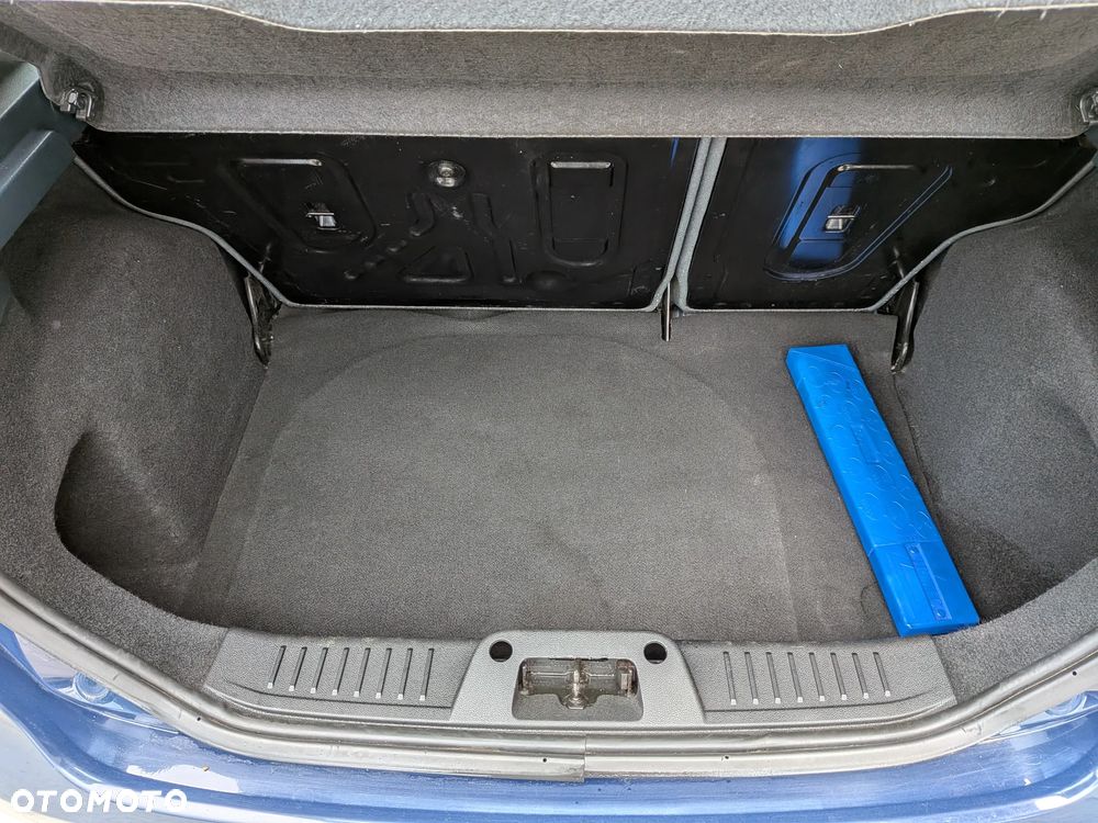 Ford Fiesta - 20