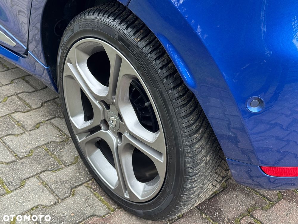 Renault Clio (Energy) dCi 90 Bose Edition - 13