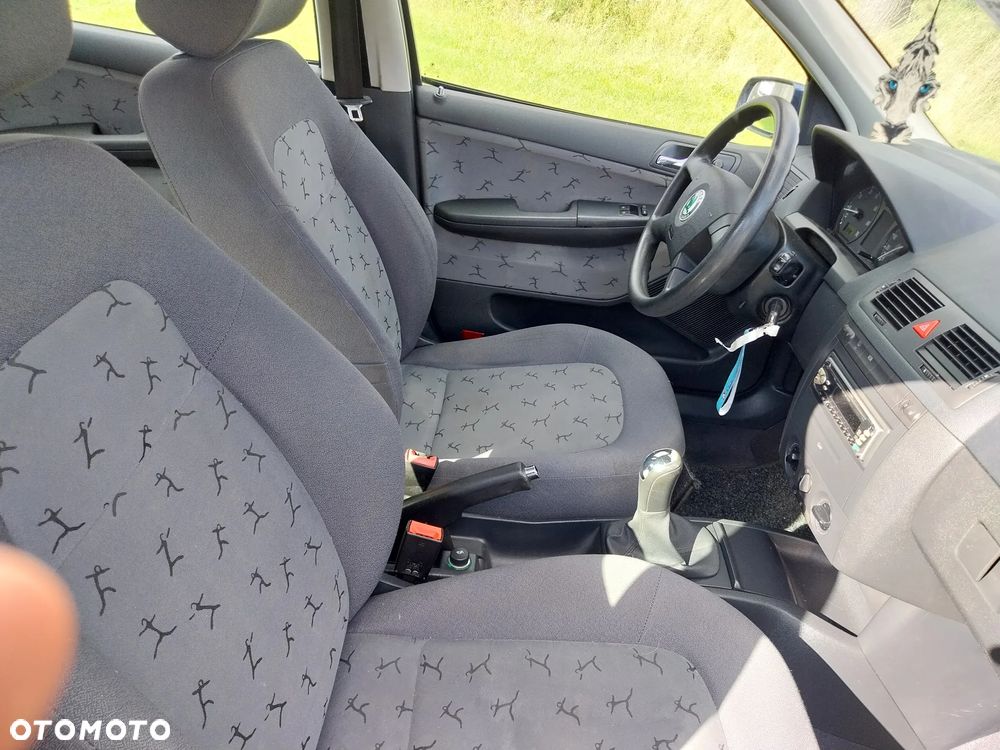 Skoda Fabia 1.4 16V Comfort - 10