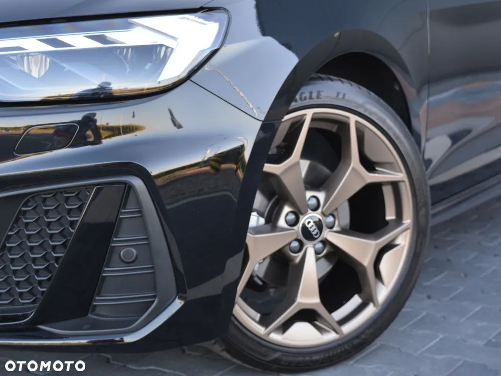 Audi A1 Sportback 35 TFSI S-Line S tronic - 4