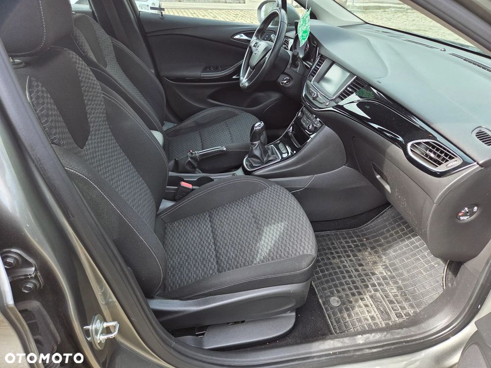 Opel Astra 1.6 CDTI Dynamic - 13