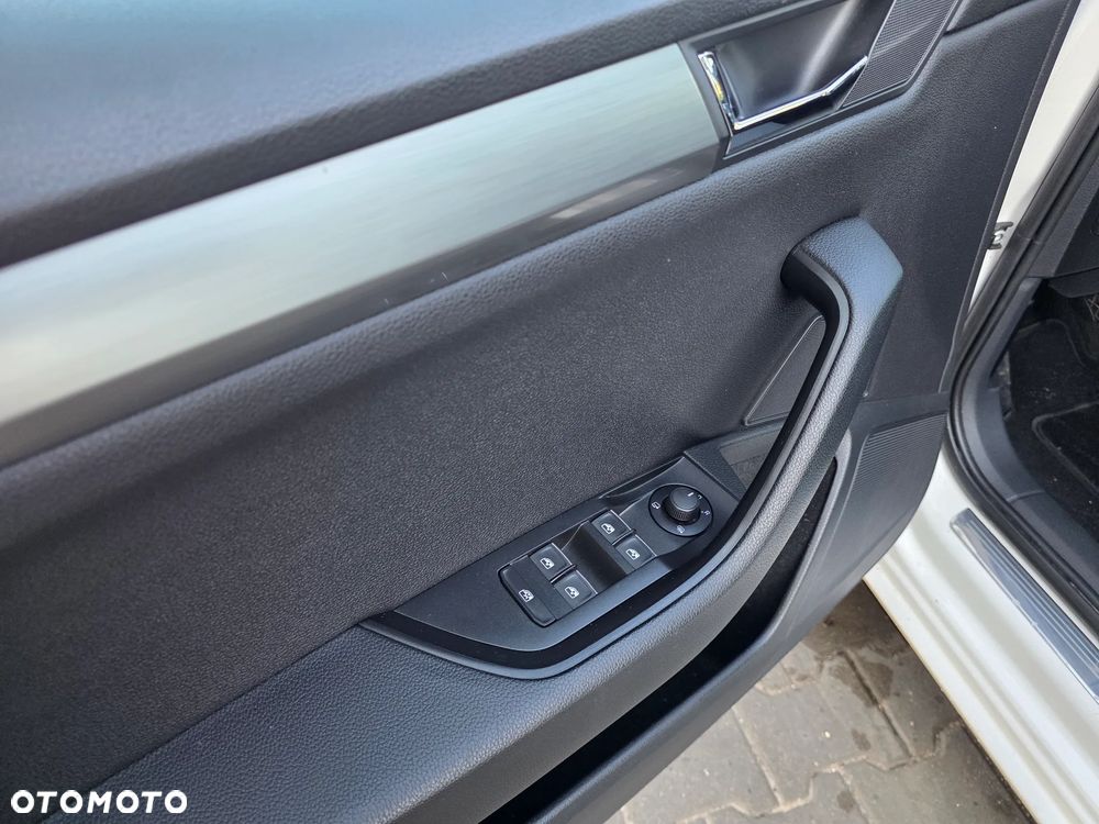 Skoda Superb 1.8 TSI Style - 22