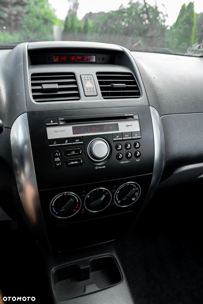 Suzuki SX4 1.9 DDiS DPF Streetline 4x2 Club - 31