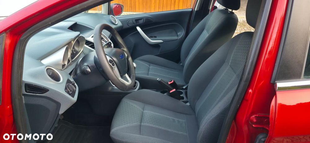 Ford Fiesta 1.25 Titanium - 22