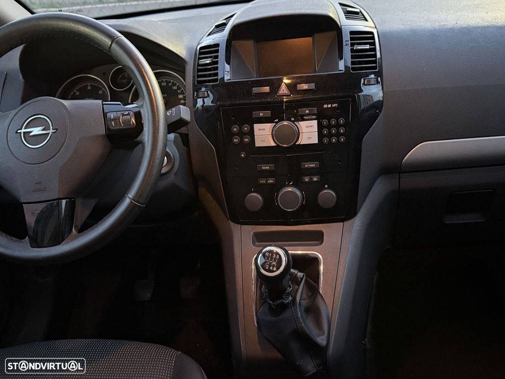 Opel Zafira 1.7 CDTI ecoFLEX - 8