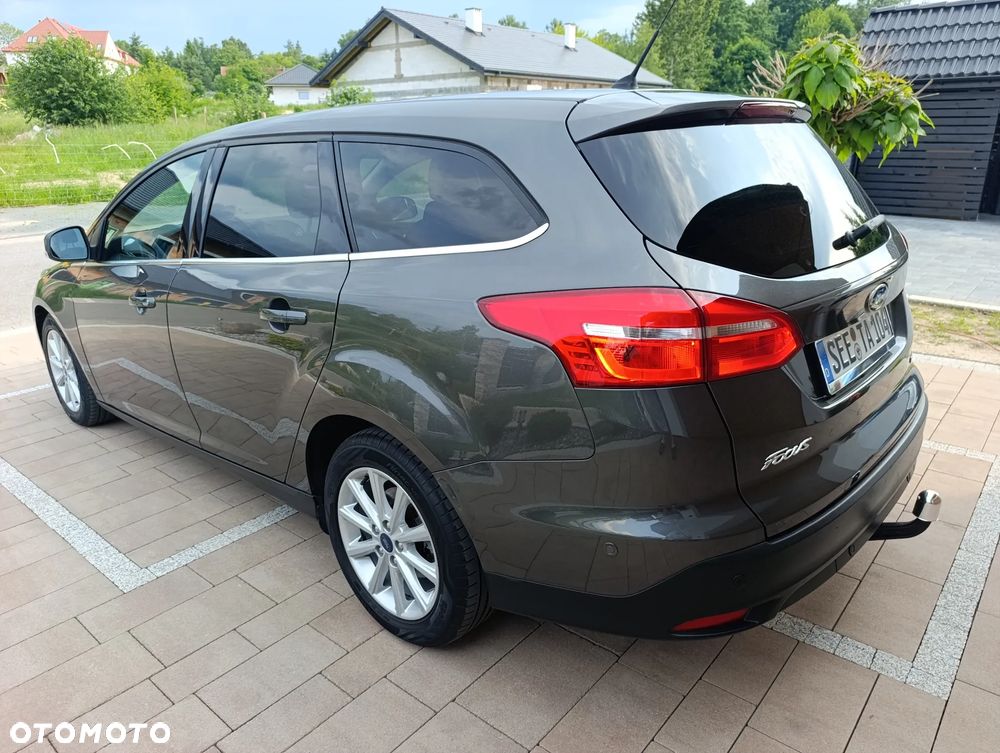 Ford Focus 1.0 EcoBoost Titanium - 26