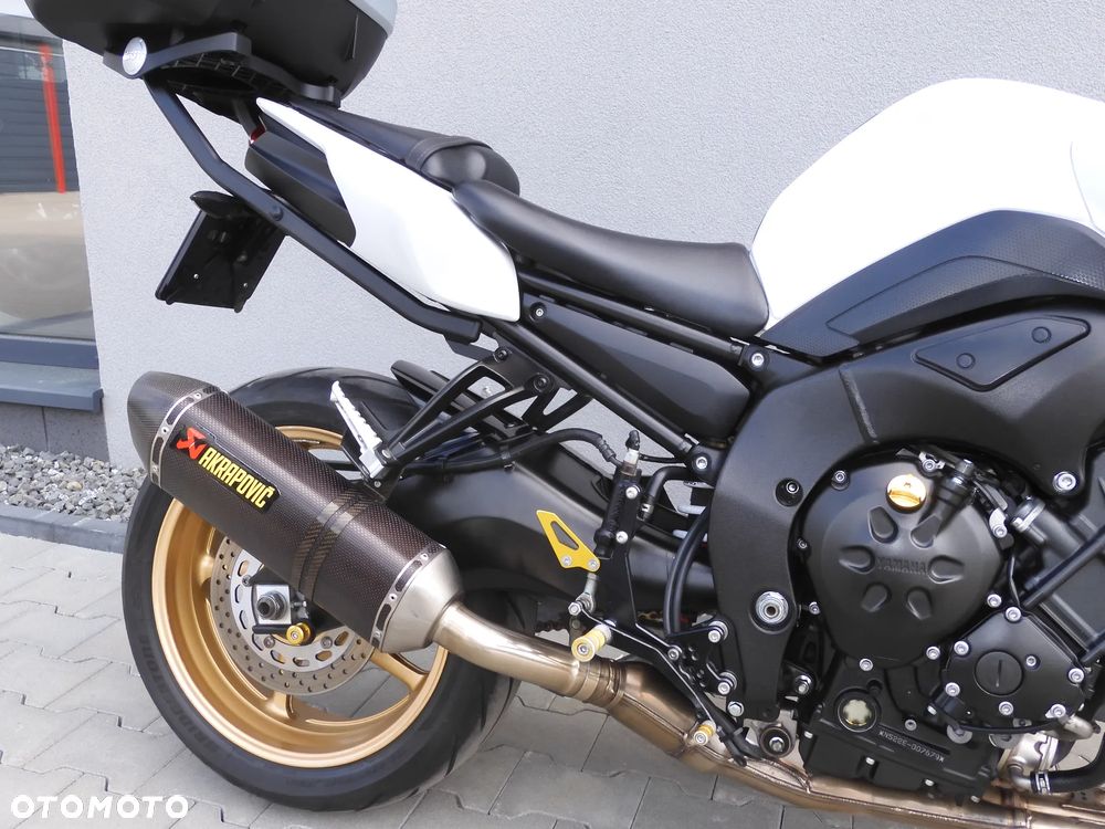Yamaha FZ8 - 10