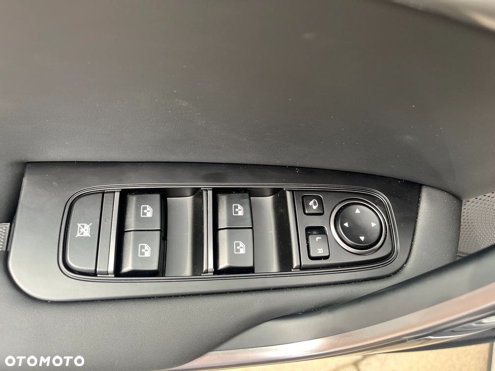 Kia XCeed 1.6 T-GDI Business Line DCT - 17