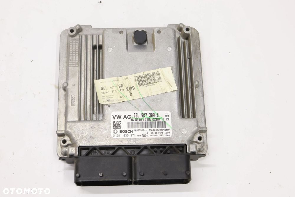 VW Tiguan 5NN komputer silnika 05L907309B