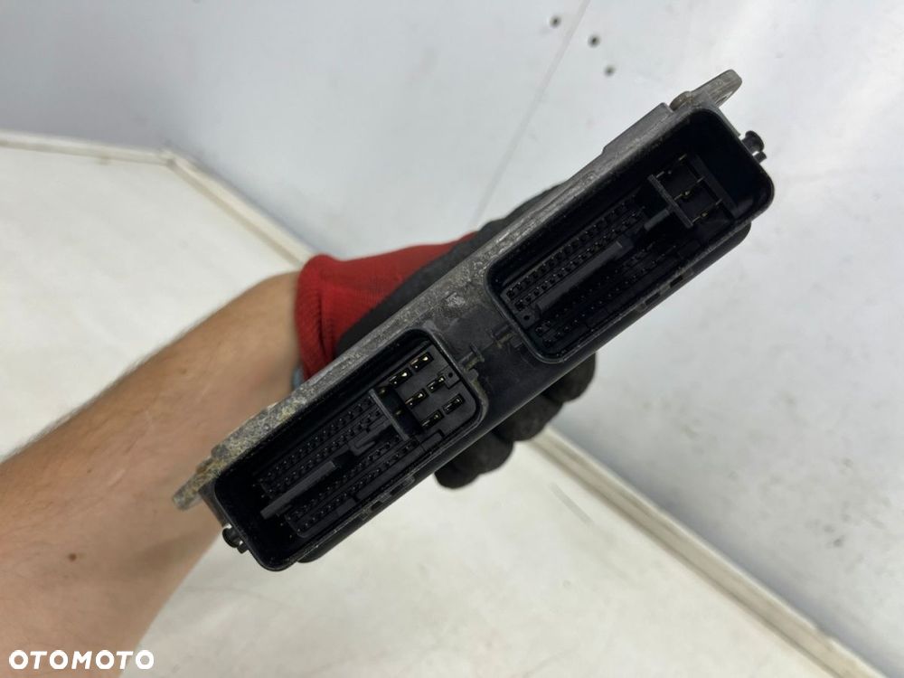 Komputer silnika Mitsubishi Colt VI 6 Z30 Smart Forfour w454 04-12r. 1.1b sterownik ECU 1860115500 - 3