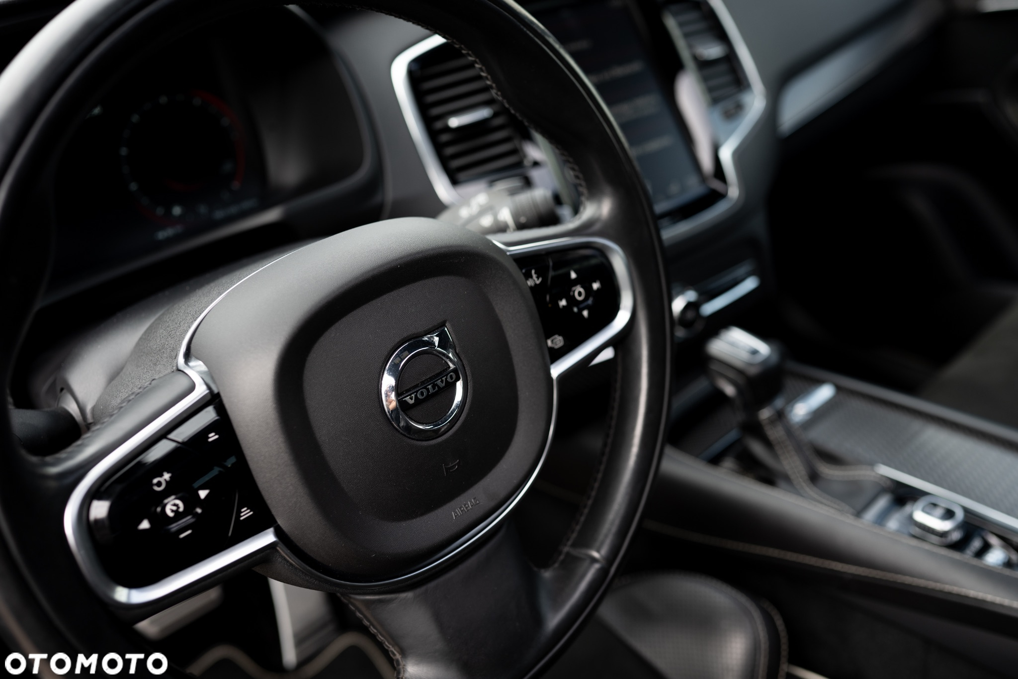 Volvo XC 90 T6 AWD R-Design 7os - 27