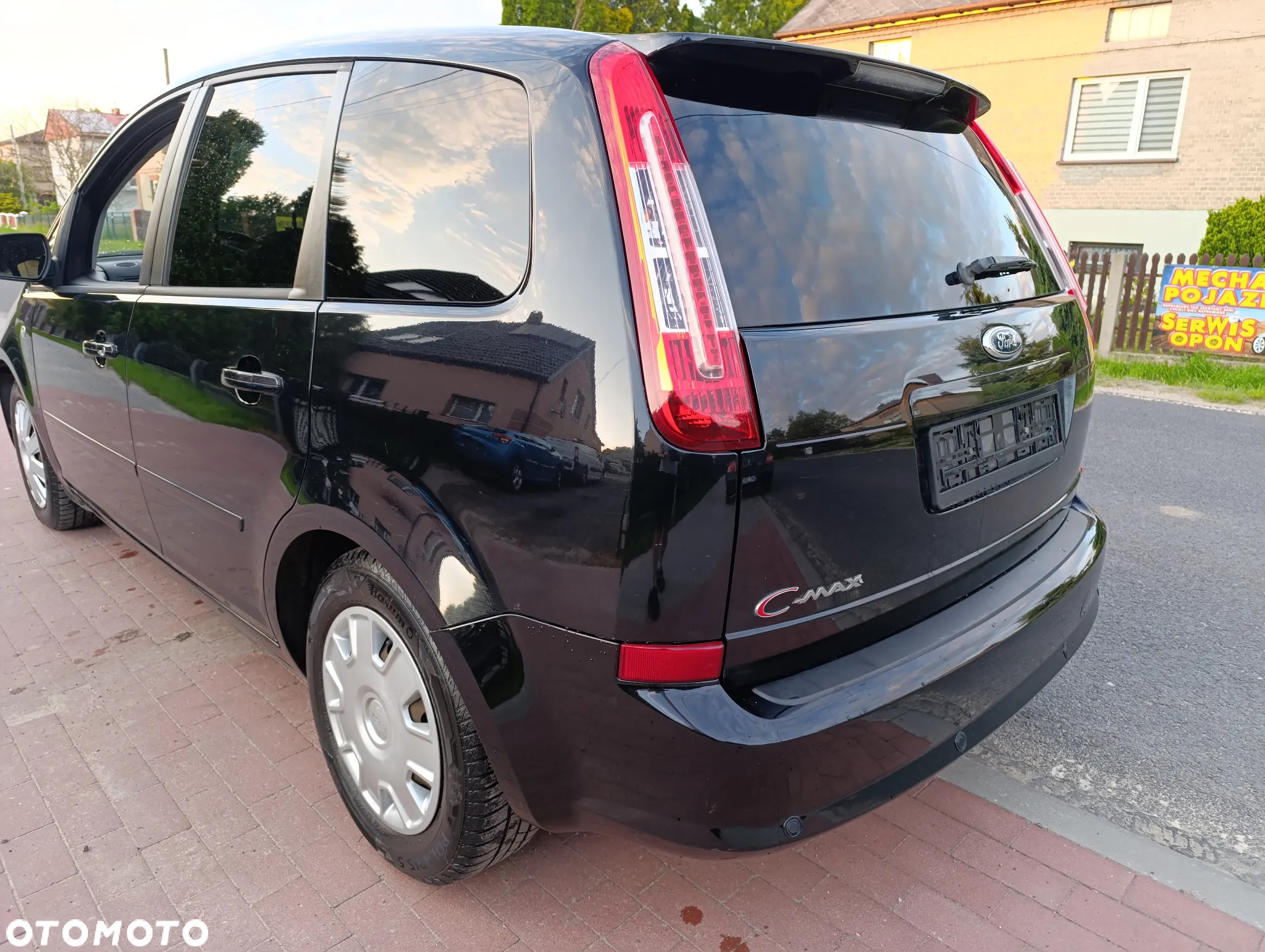 Ford C-MAX 1.8 Titanium - 4
