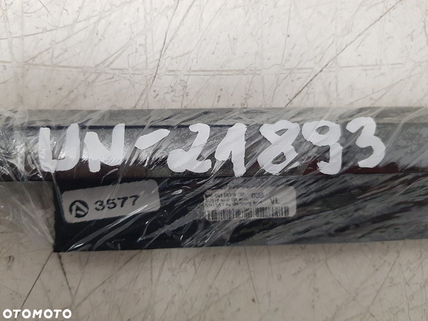 LISTWA ZGARNIAJĄCA AUDI AUDI Q5 I 1 09-16 LEWA PRZÓD PRZEDNIA CZARNA BLACK GLOSSY 8R0853283 - 5