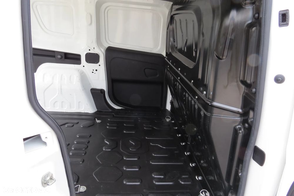 Fiat DOBLO 1.6MultiJet 105KM - 13