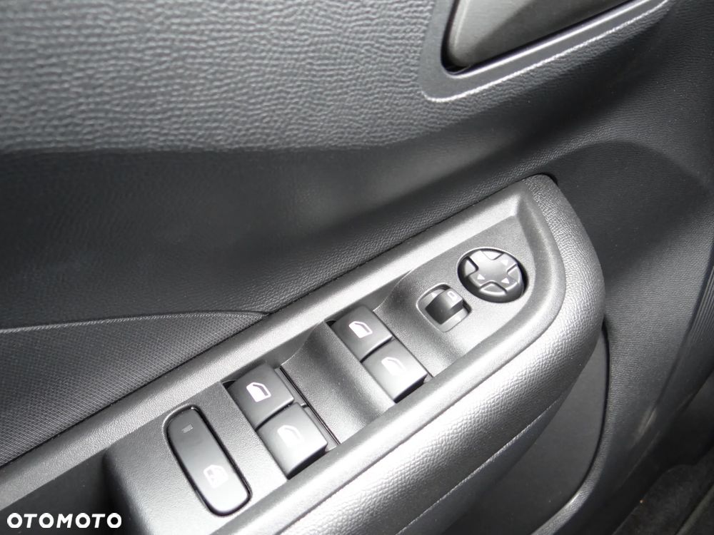 Opel Frontera - 10