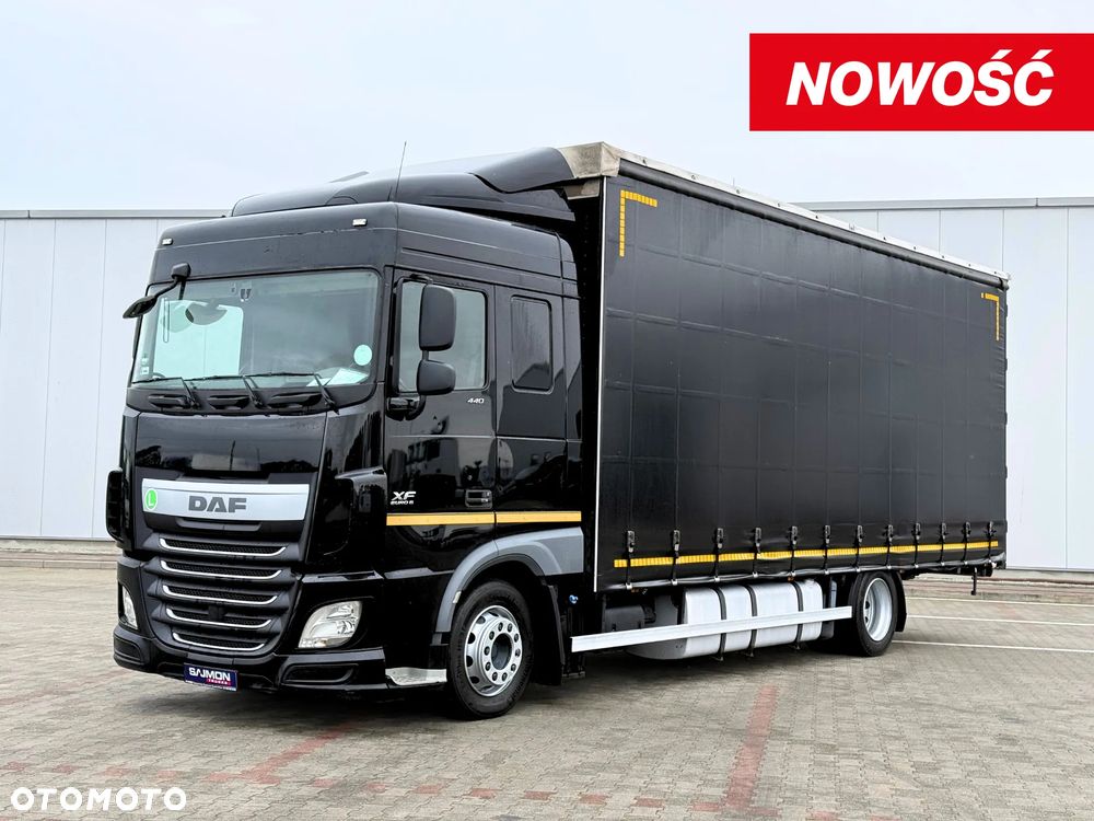 DAF XF 440 / PRZESTRZENNY 60M3 / PRZEJAZDOWY / 7,75 M / SALON PL - 1