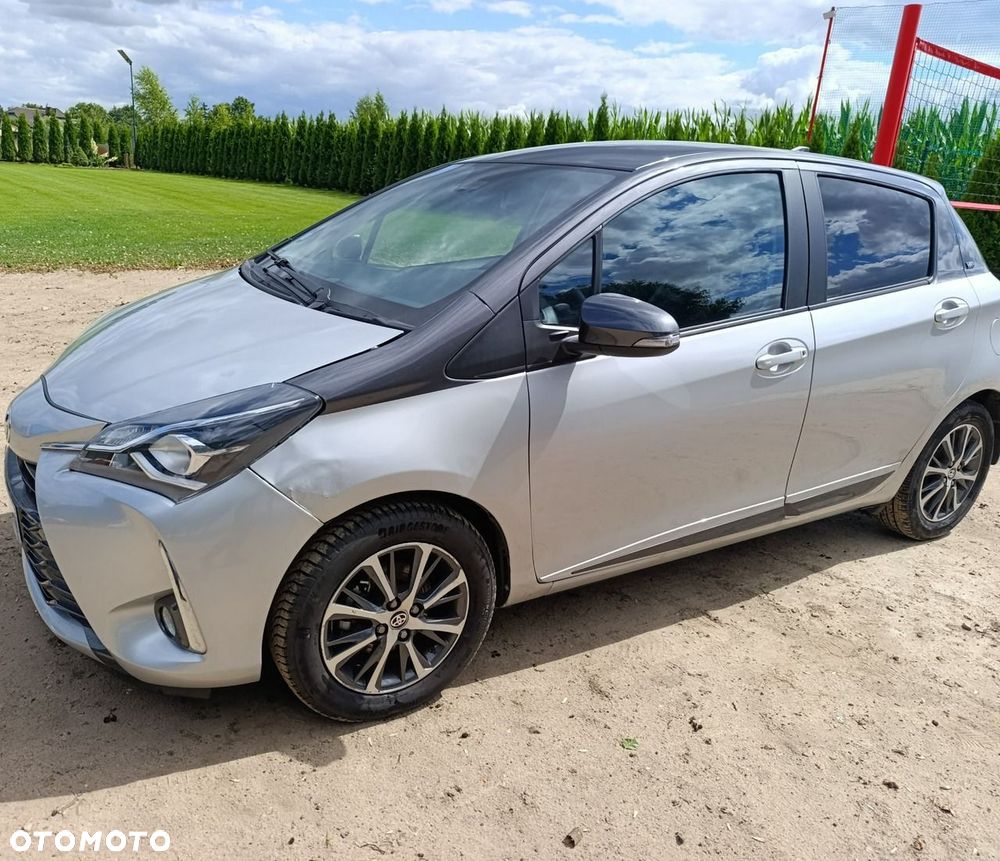 Toyota Yaris - 1