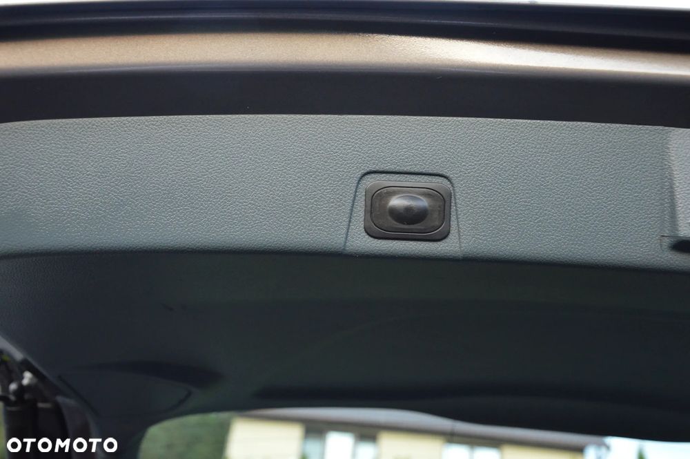 Ford Grand C-MAX - 37