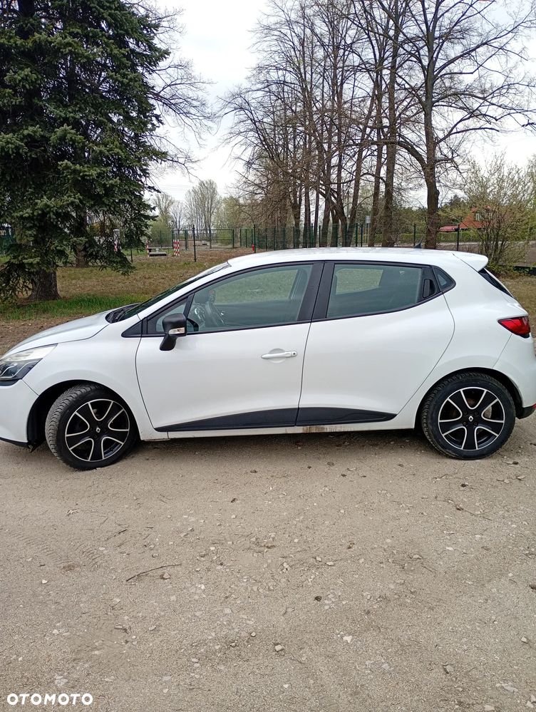 Renault Clio 1.5 dCi Dynamique - 4