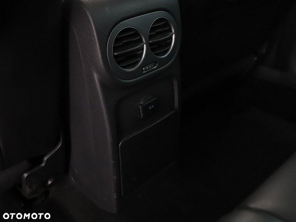 Volkswagen Tiguan 1.4 TSI BlueMotion Technology Sport & Style - 35