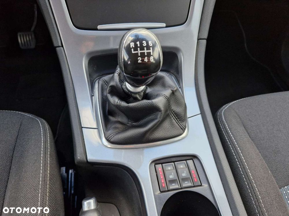 Ford Mondeo 2.0 TDCi Titanium - 25