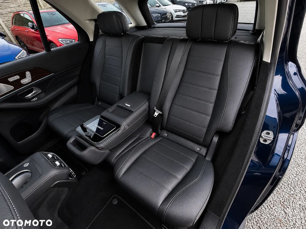 Mercedes-Benz GLE - 27