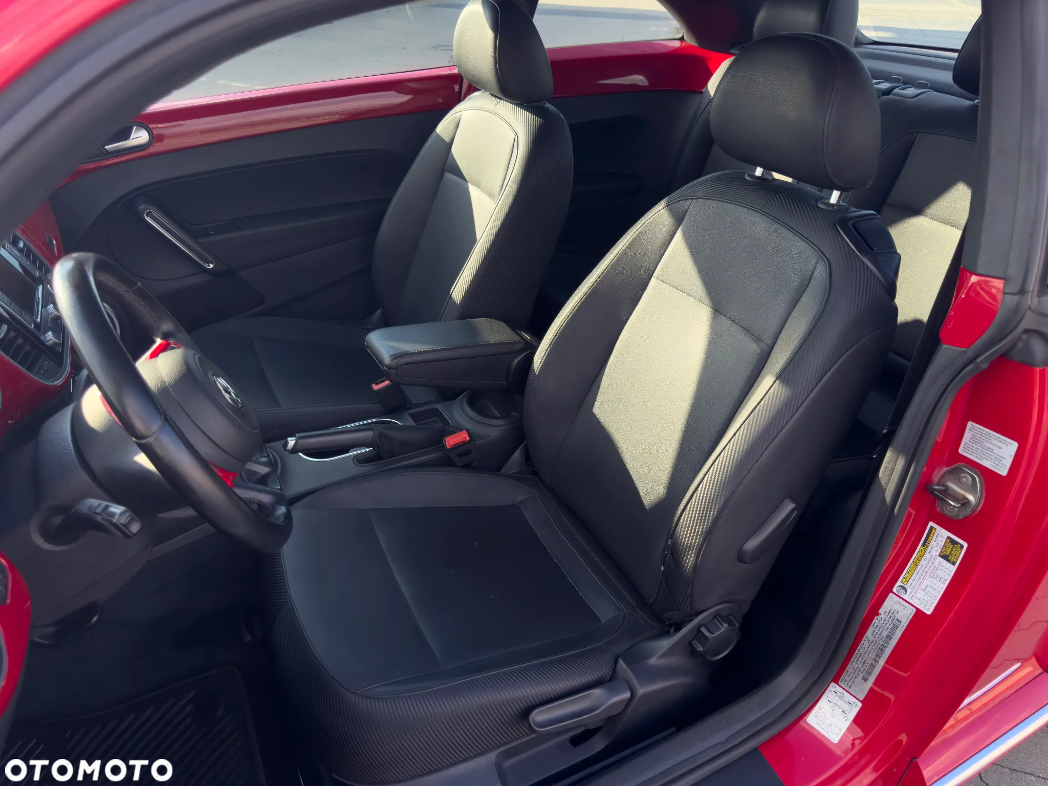 Volkswagen New Beetle - 7