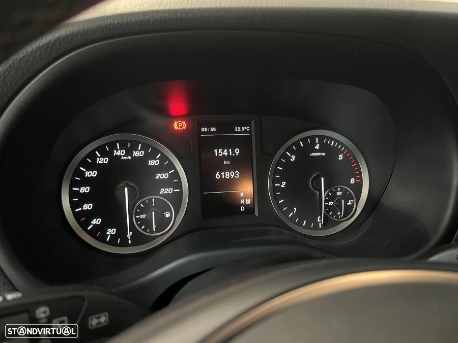 Mercedes-Benz Vito Tourer Longa Aut. EDITION - 12