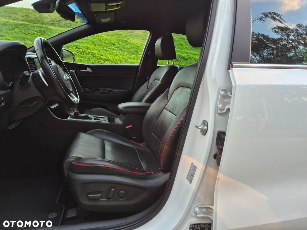 Kia Sportage 2.0 CRDI AWD Eco-Dynamics+ (48V M-H) GT LINE - 12