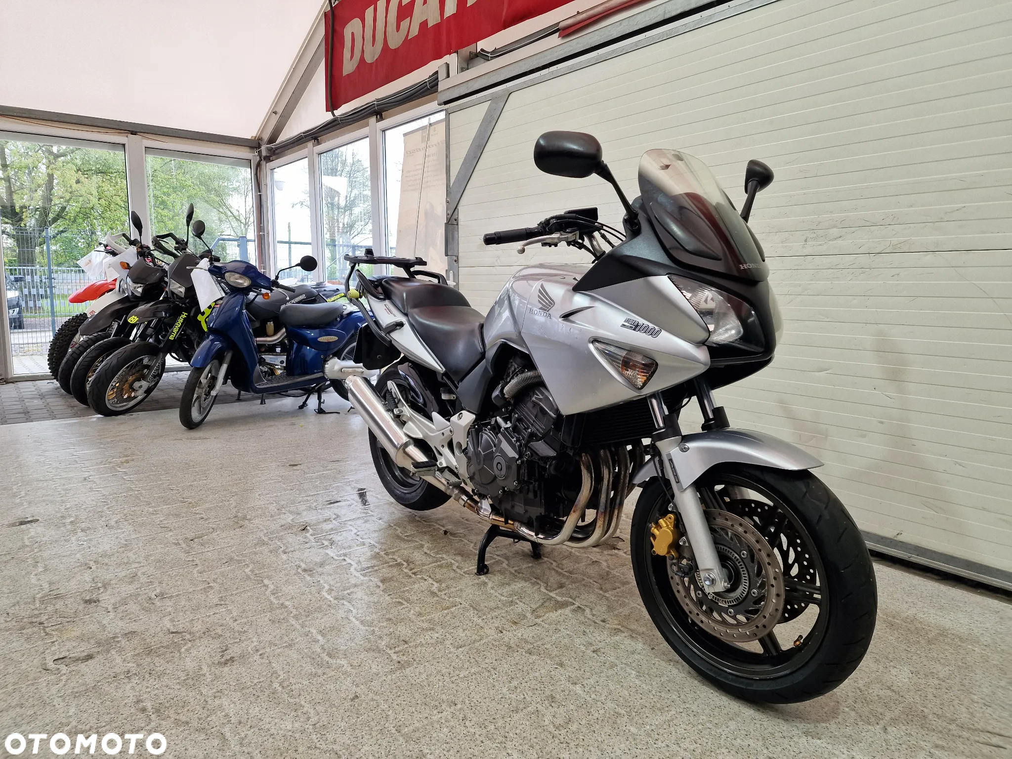 Honda CBF - 4