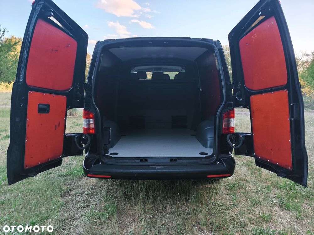 Volkswagen Transporter - 31