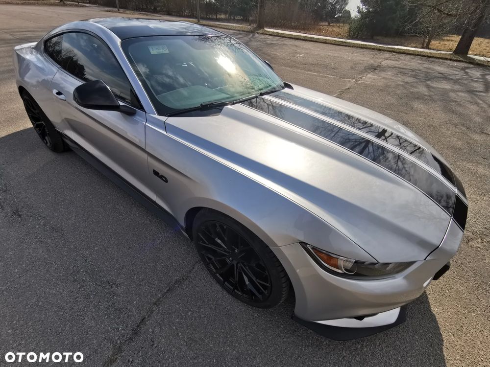 Ford Mustang - 13