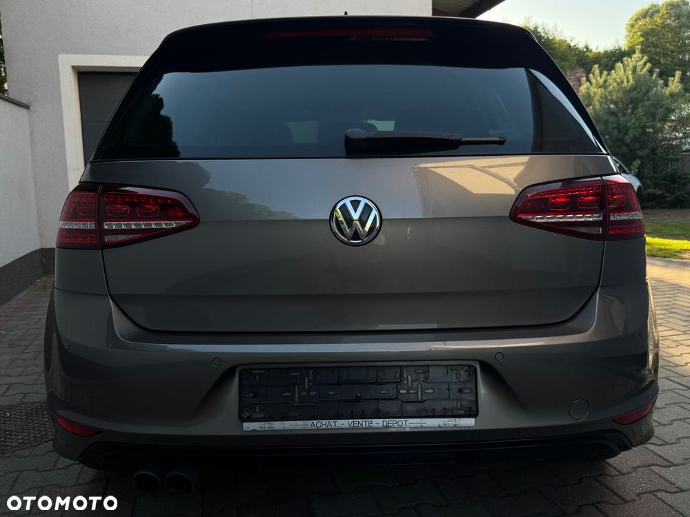 Volkswagen Golf 2.0 TDI (BlueMotion Technology) DSG Highline - 12