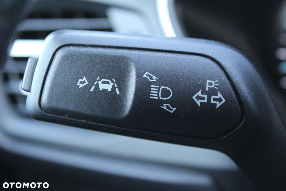 Ford Focus Turnier 1.5 EcoBlue Start-Stopp-System ACTIVE DESIGN - 18