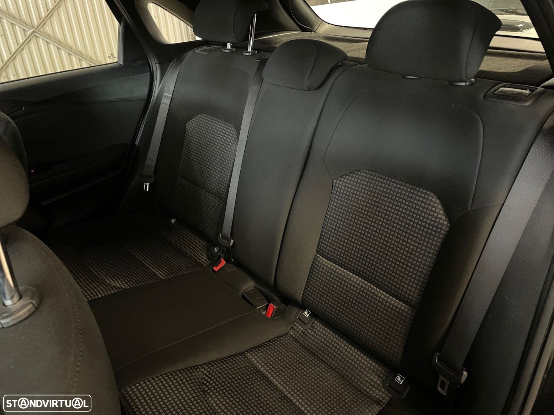 Kia Ceed 1.0 T-GDI Urban - 27