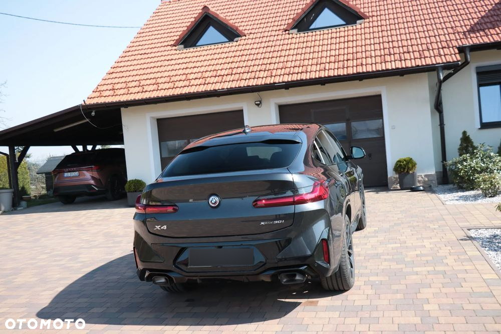 BMW X4 - 4