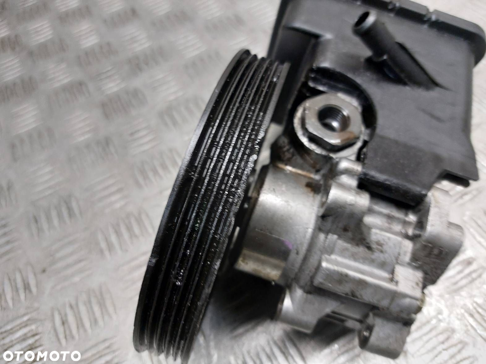 POMPA WSPOMAGANIA BMW E39 520D M47 - 3