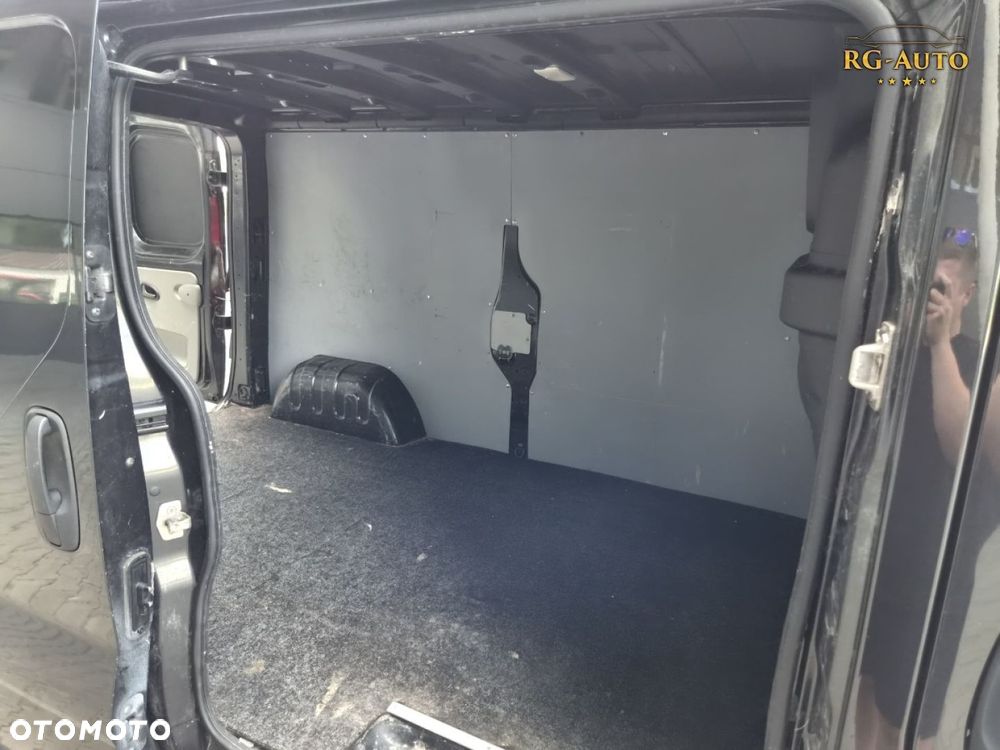 Opel Vivaro L2H1 - 19