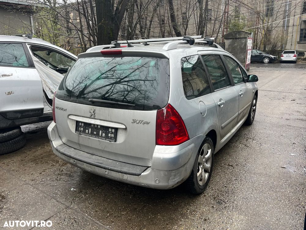 Dezmembrez Peugeot 307 SW facelift break 2006 1,6 HDI gri argintiu - 5